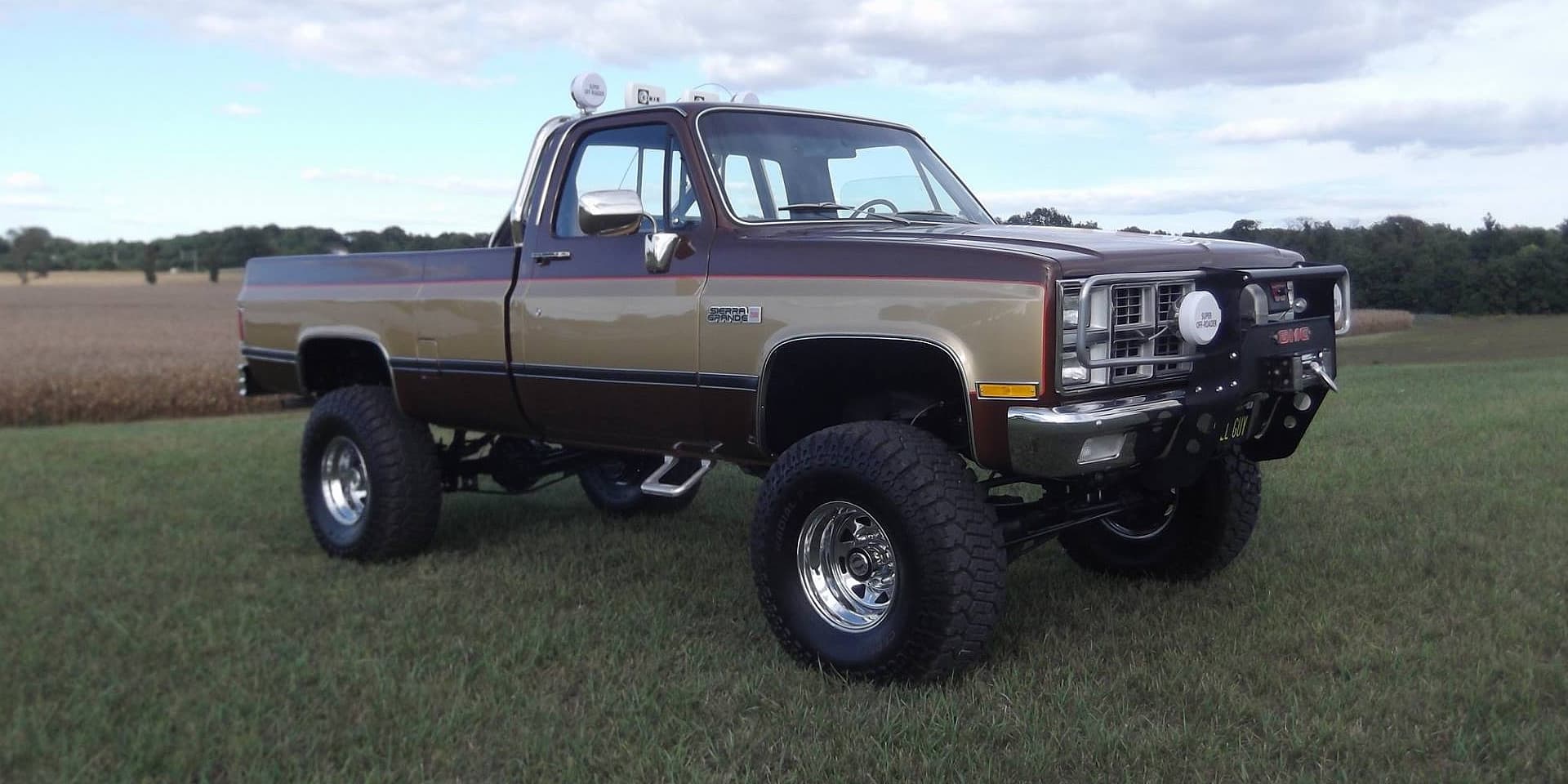 Histoire du GMC Sierra Grande de l'Homme qui Tombe à Pic